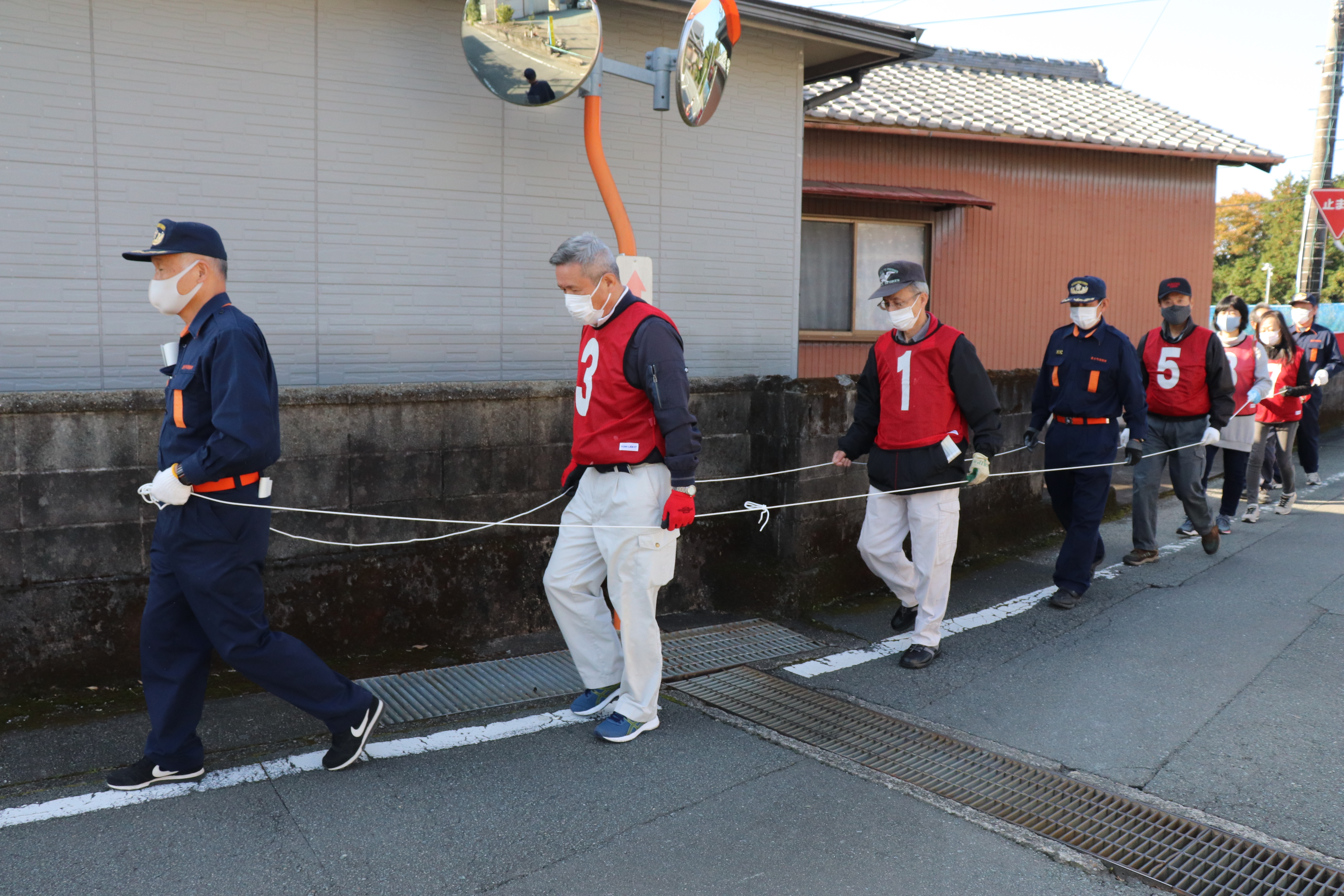 電車ごっこによる避難体験